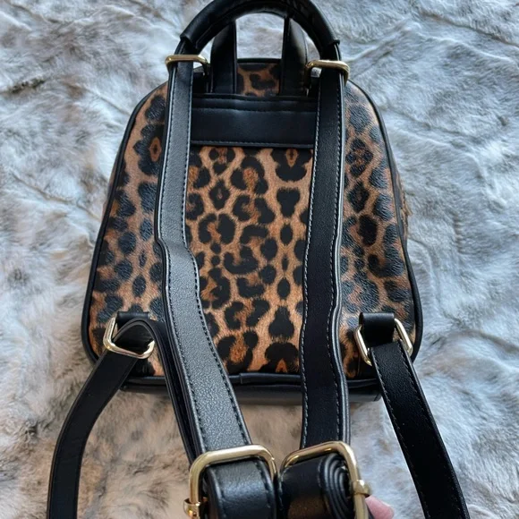 Leopard Print Backpack - Picture 4 of 12
